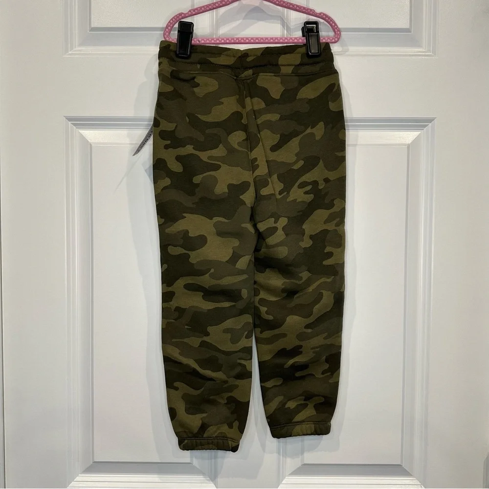 Old Navy Camo‎ Joggers Size 5 (xs) NWT